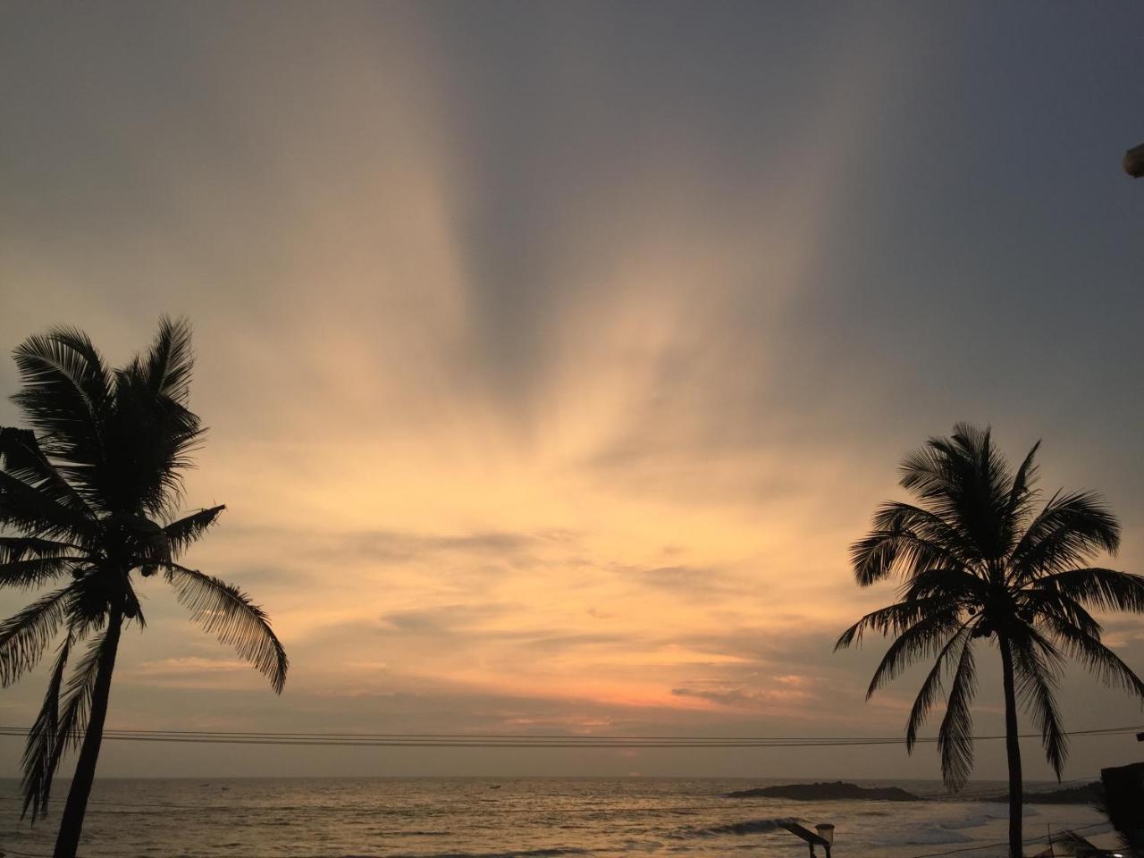 The Ocean Park Beach Resort Kovalam Exterior foto